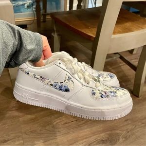 Custom Nike Air Force 1